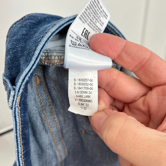 Gap Size 16/33 Blue 5" Denim Jean Shorts - Picture 6 of 9